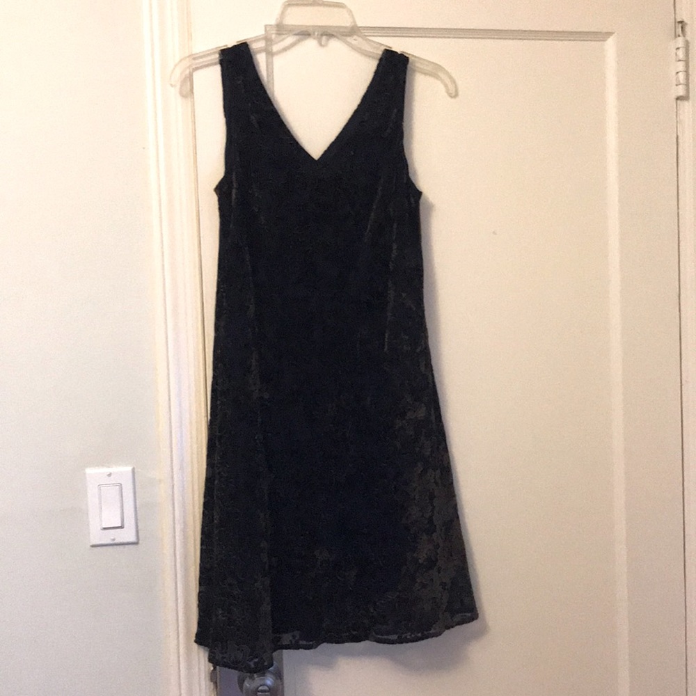 Carole Little knee length crushed velvet dress